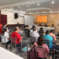 Capacitación en el salón